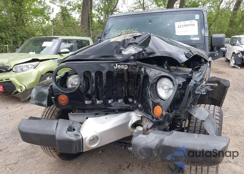 2013 Jeep Wrangler Unlimited Sahara из США, поврежденный, VIN 1C4BJWEG2DL549864